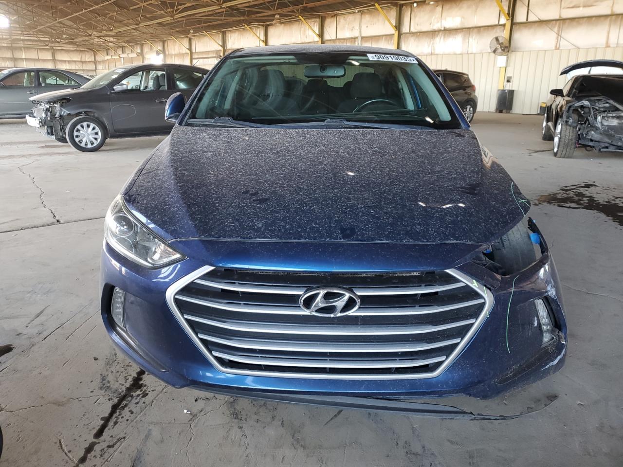 HYUNDAI ELANTRA SE
