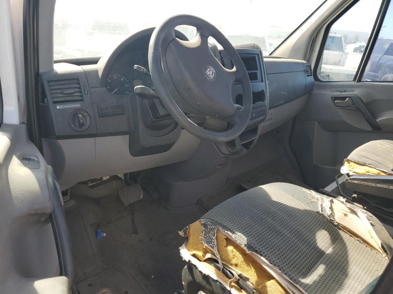 Lot #3270858451 2008 DODG SPRINTER 2500