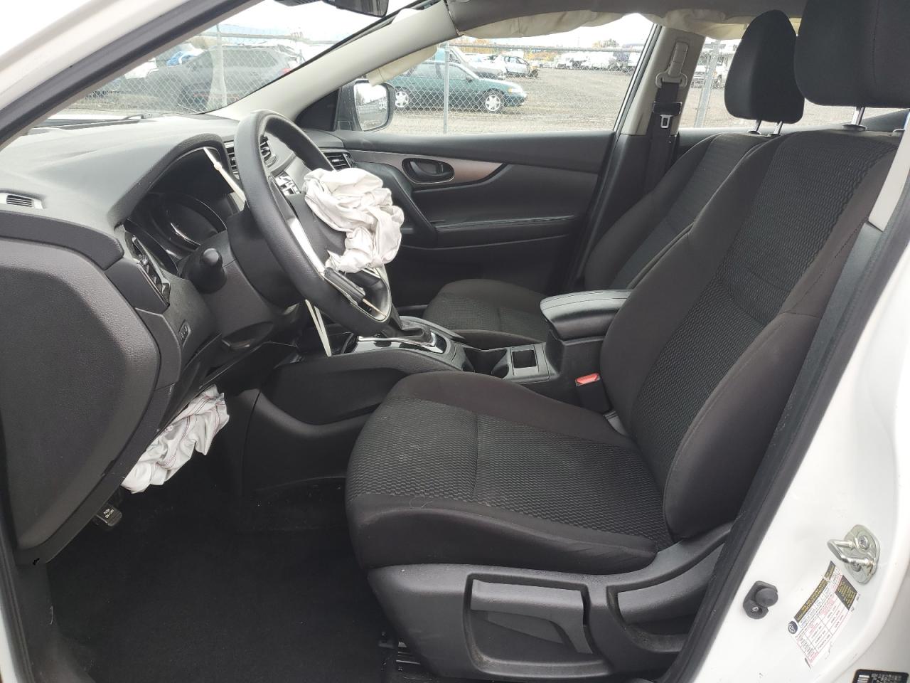 NISSAN ROGUE SPORT S