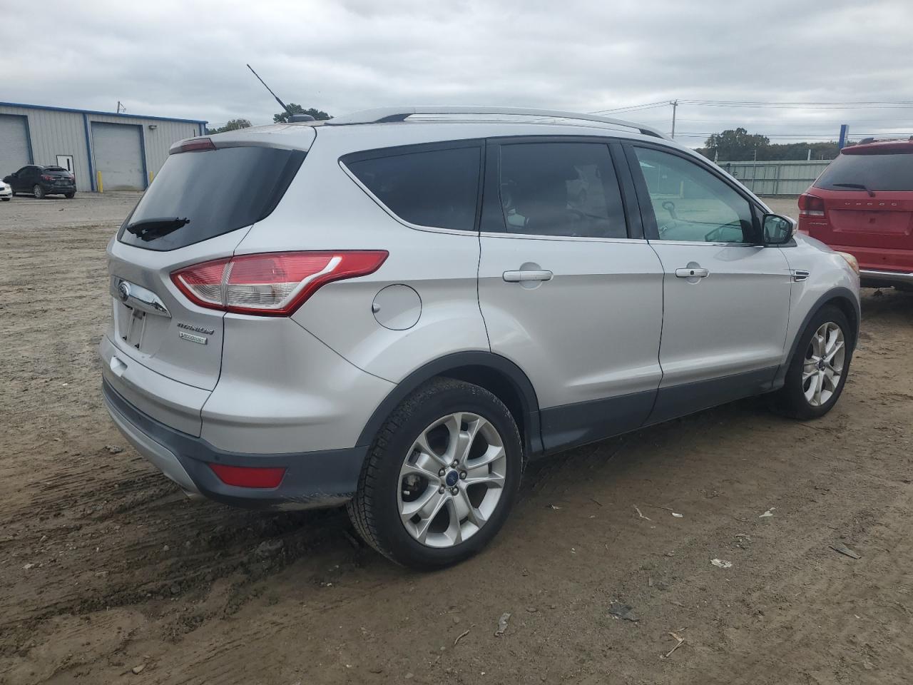 FORD ESCAPE TITANIUM