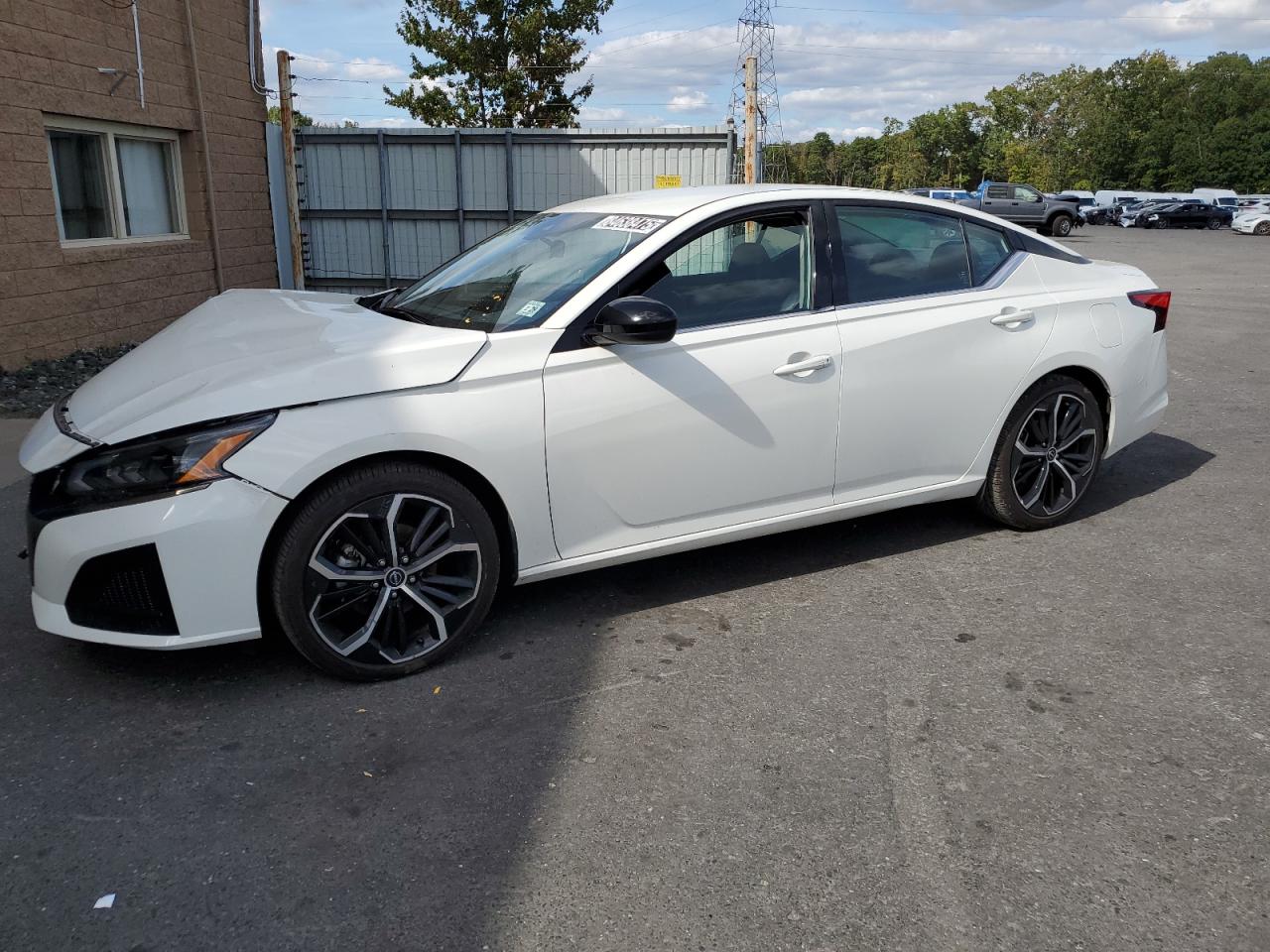NISSAN ALTIMA SR