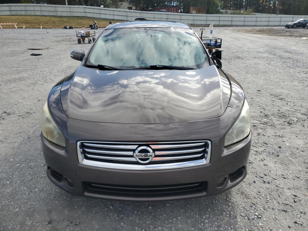 NISSAN MAXIMA S