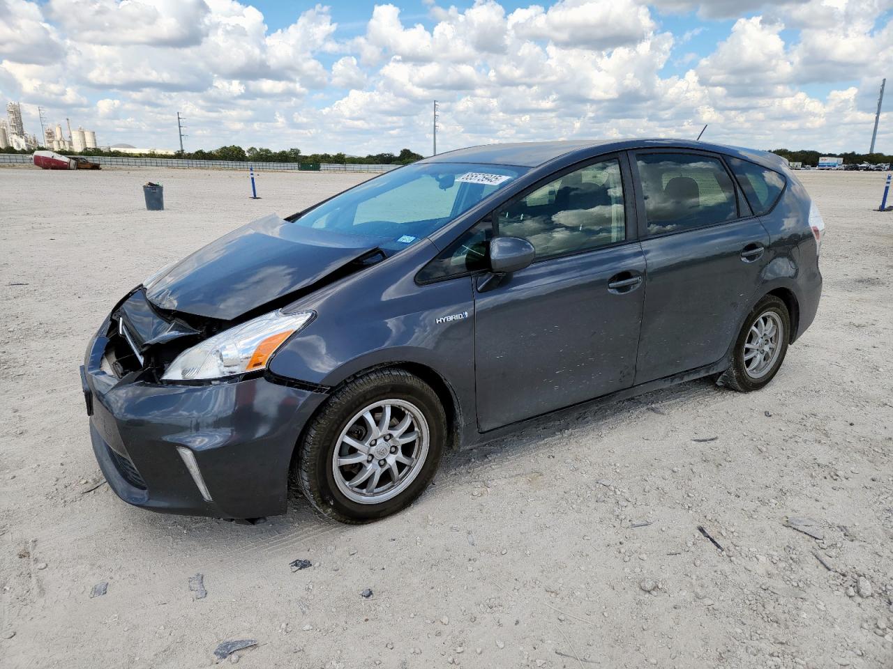  Salvage Toyota Prius
