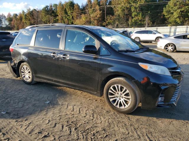 2020 TOYOTA SIENNA XLE #3301834364