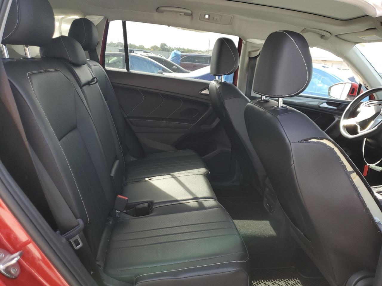 VOLKSWAGEN TIGUAN SE