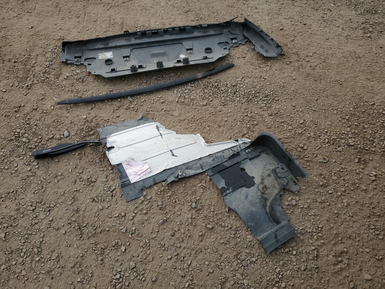 LAND ROVER RANGE ROVER R-DYNAMIC SE