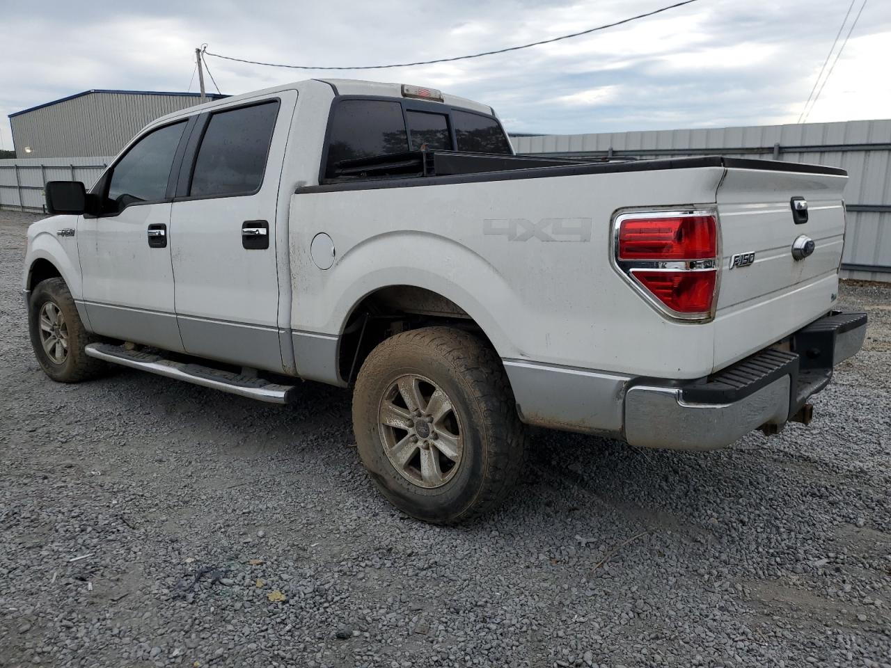 FORD F-150 SUPERCREW