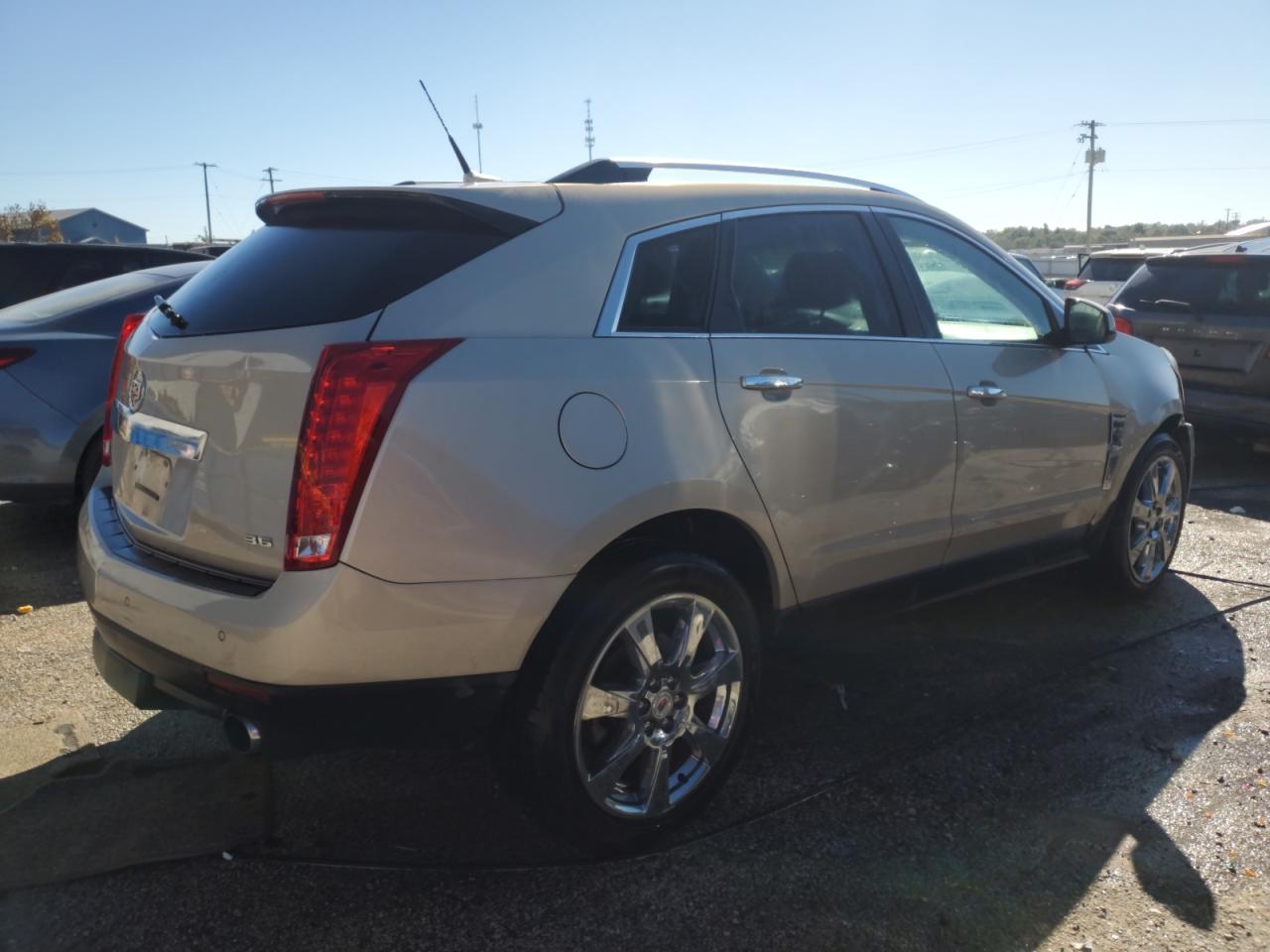 CADILLAC SRX PREMIUM COLLECTION