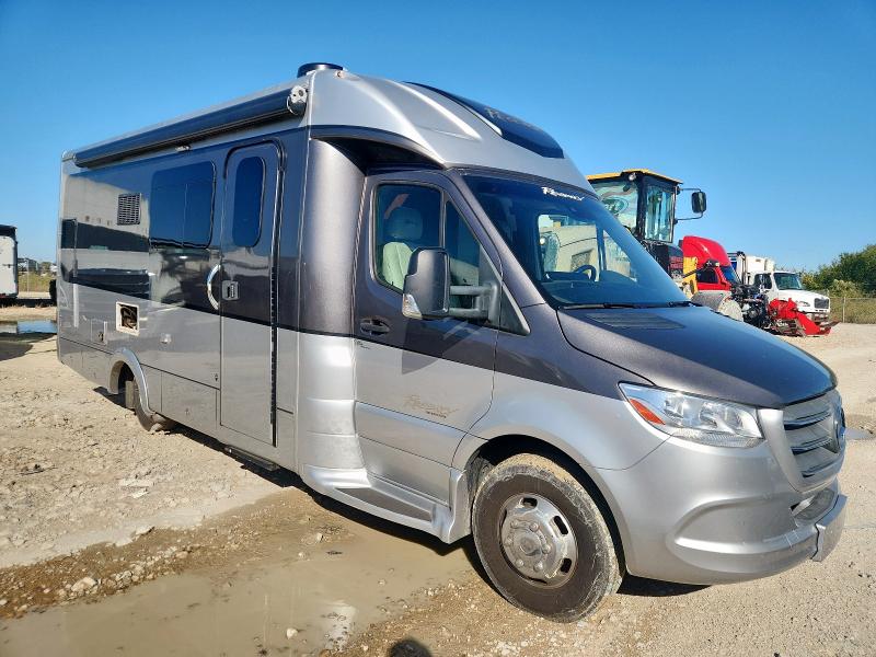 Global Auto Auctions: 2021 REGENCY RV ULTRAUGHAM