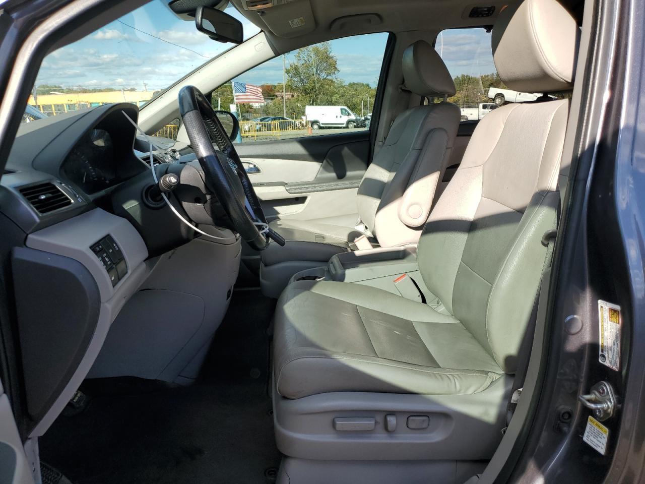 Lot #3302910090 2017 HONDA ODYSSEY EX