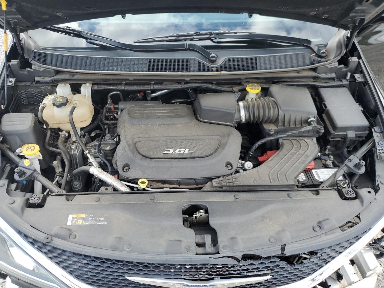 CHRYSLER PACIFICA TOURING PLUS