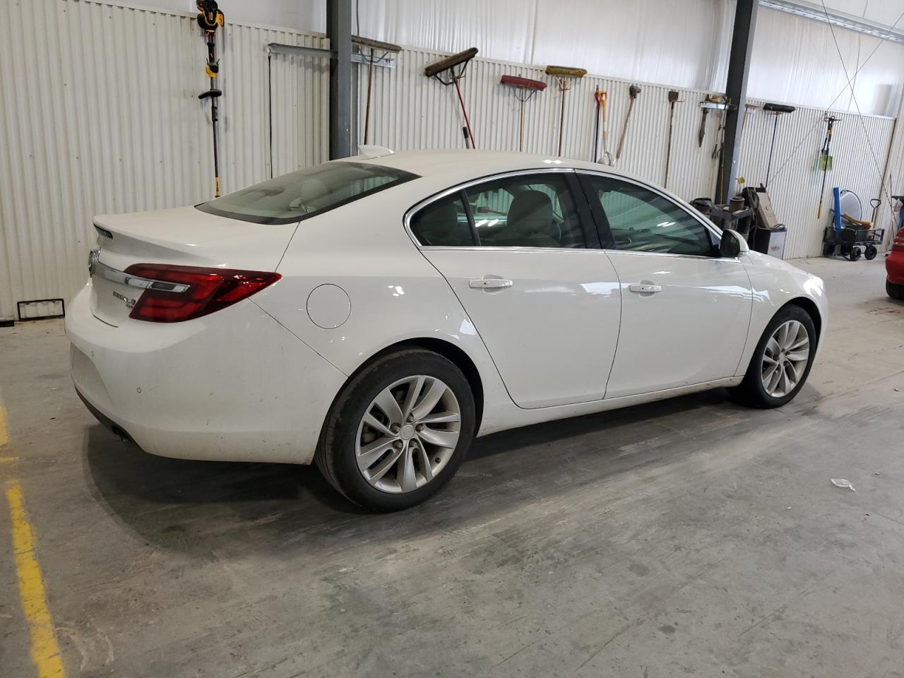 BUICK REGAL PREMIUM