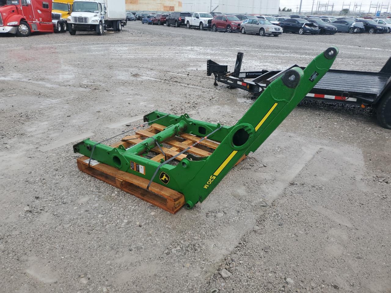 Lot #3276981160 2022 JOHN DEERE 520M