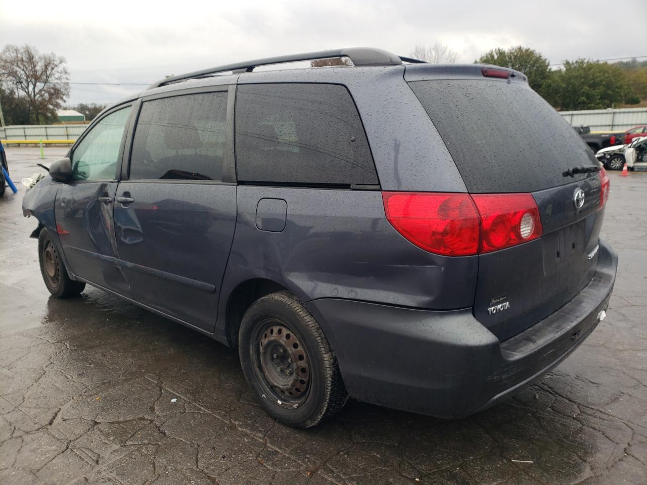 Lot #3301775334 2006 TOYOTA SIENNA CE