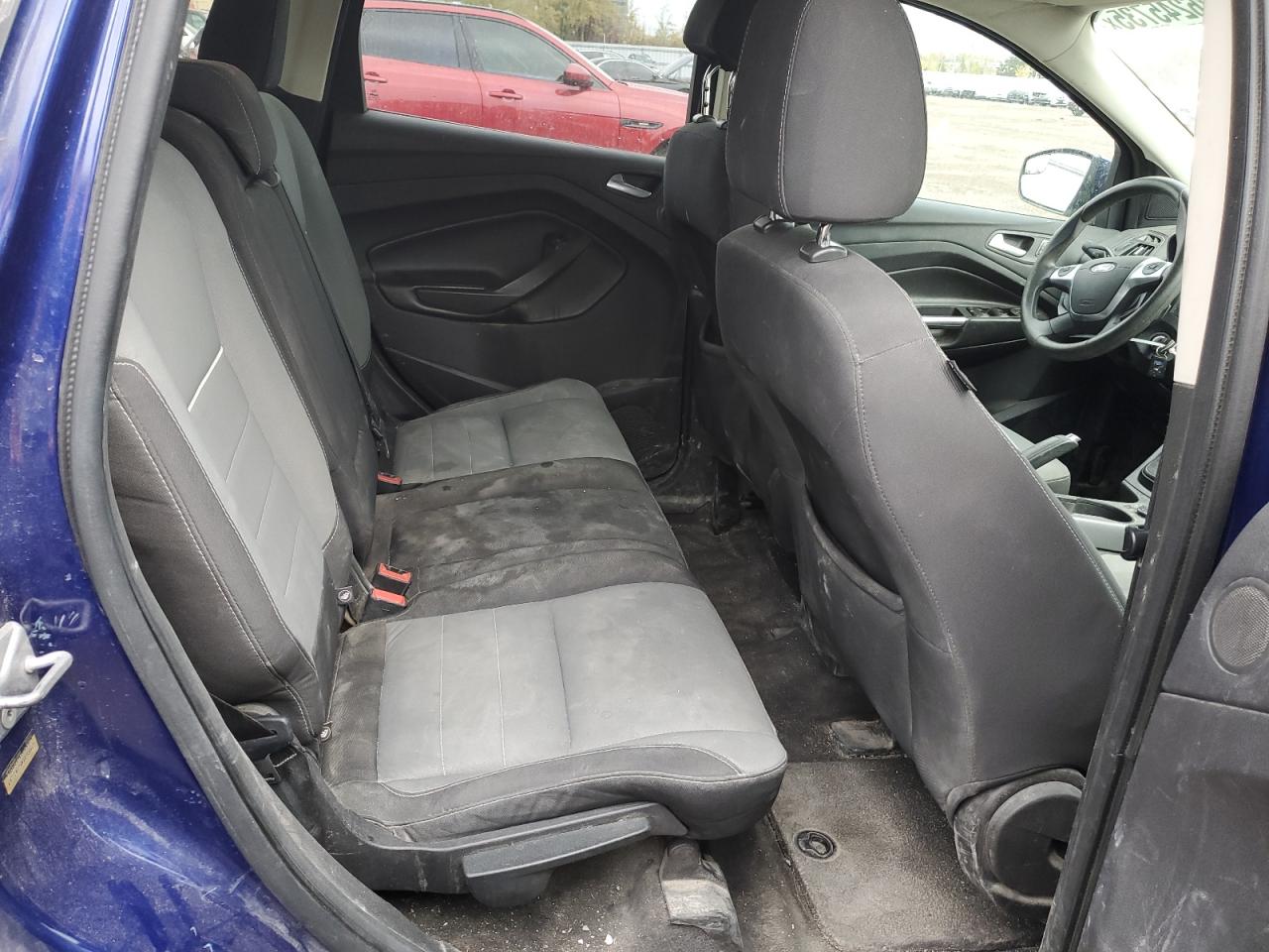 FORD ESCAPE SE