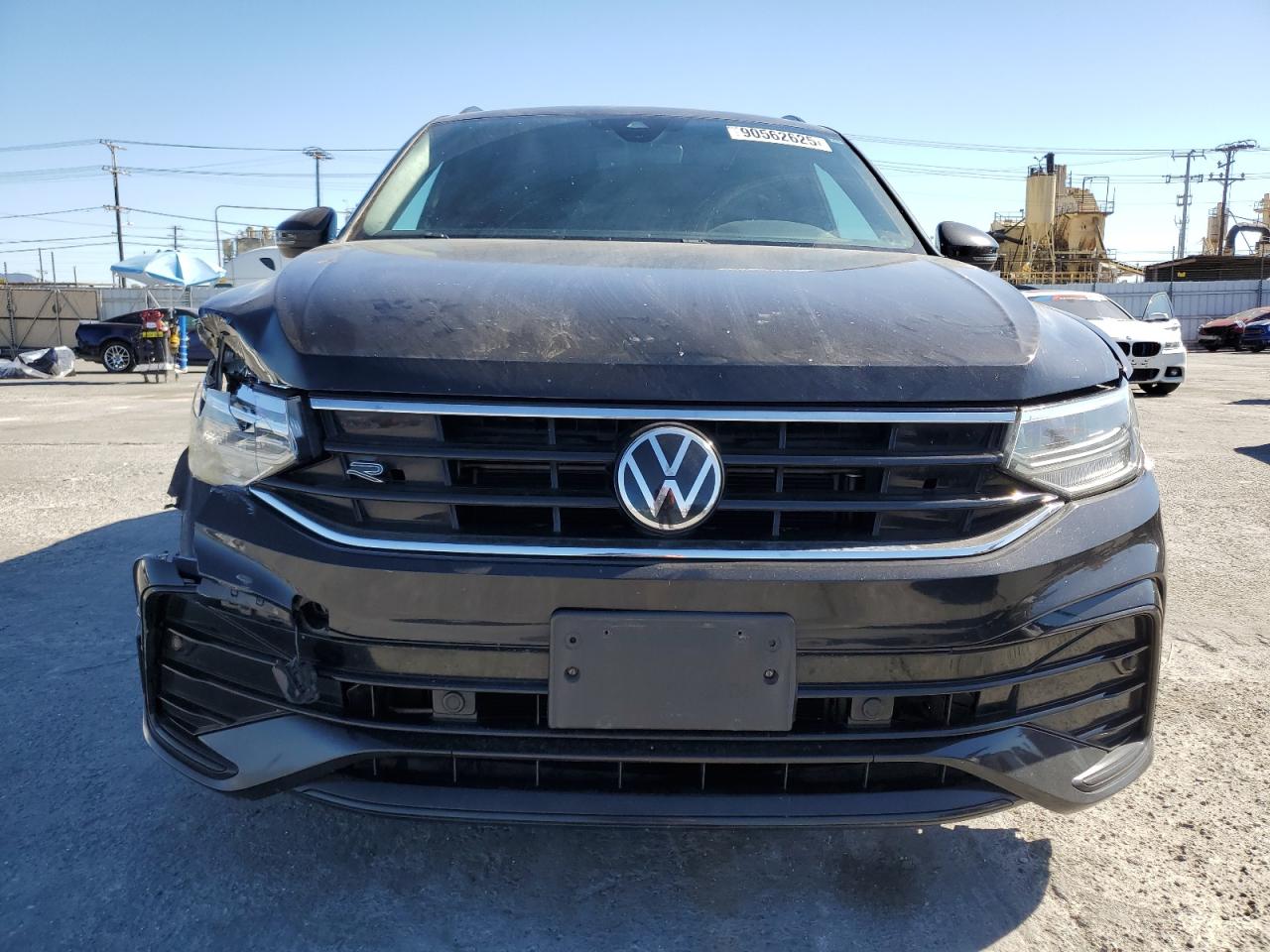Lot #3303044614 2022 VOLKSWAGEN TIGUAN SE