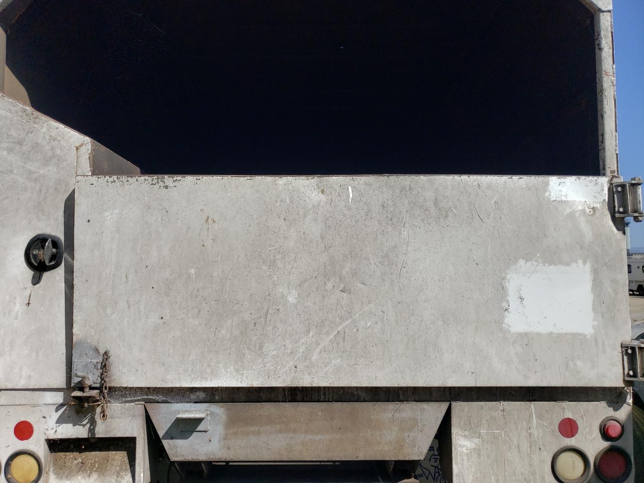 FORD F-750 SUPER DUTY