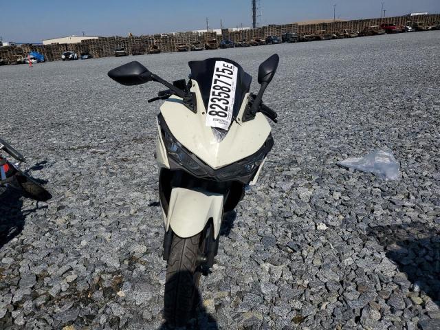 2016 YAMAHA YZFR3 MH3RH06Y1GK014695