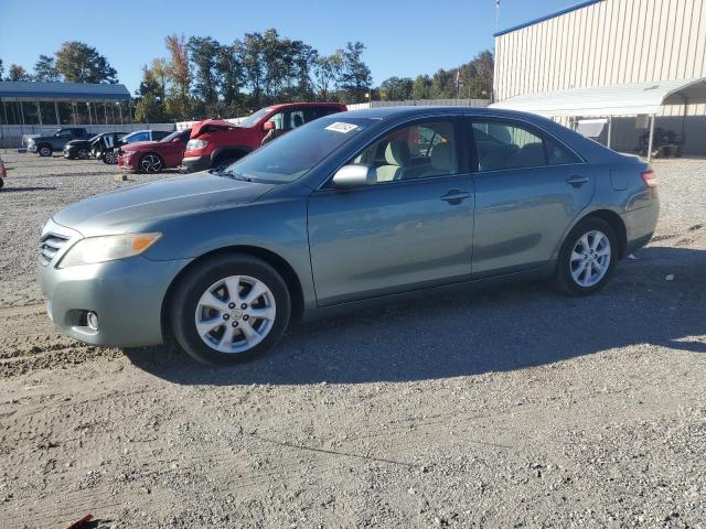 TOYOTA CAMRY BASE
