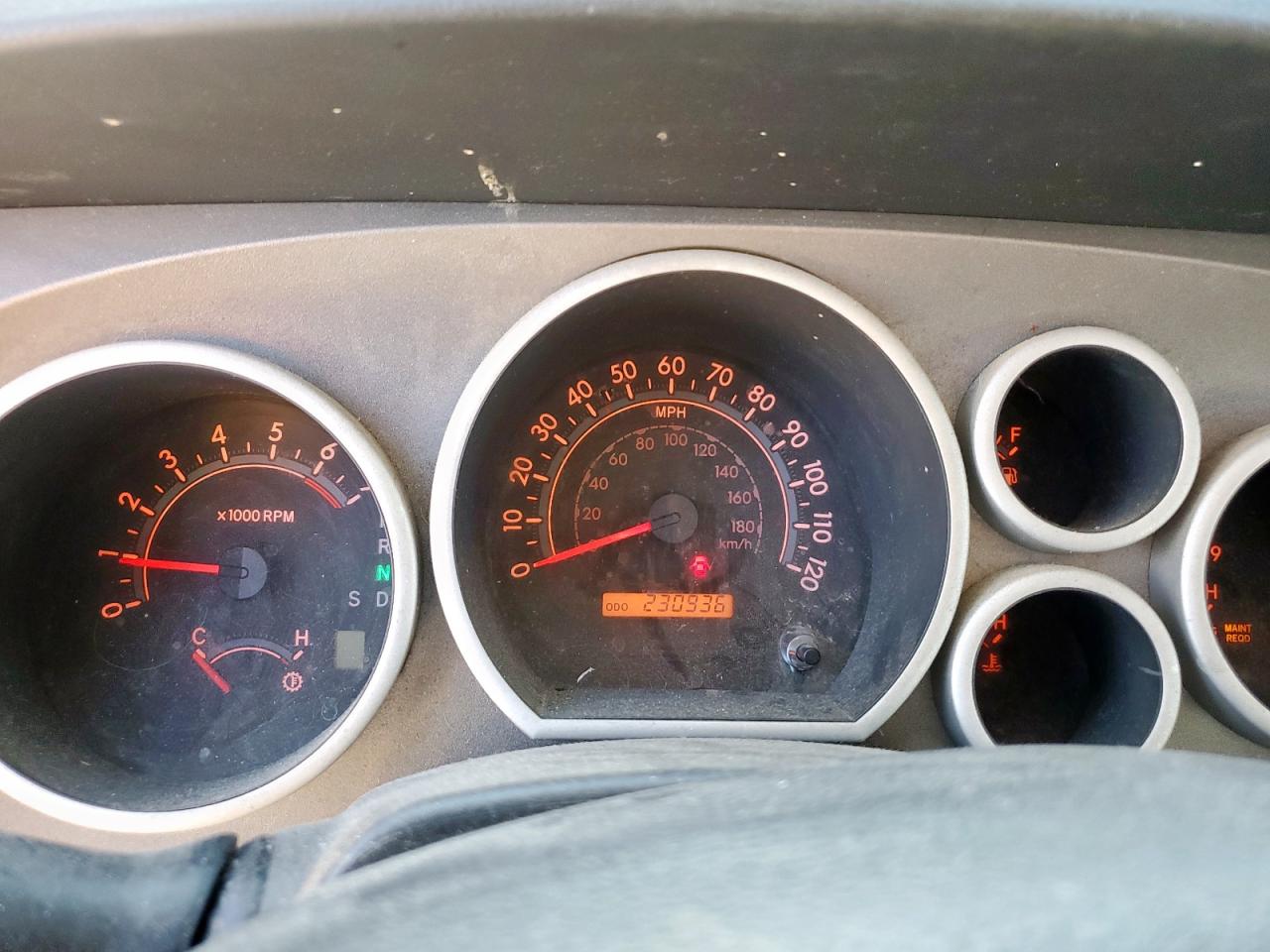 TOYOTA TUNDRA DOUBLE CAB SR5