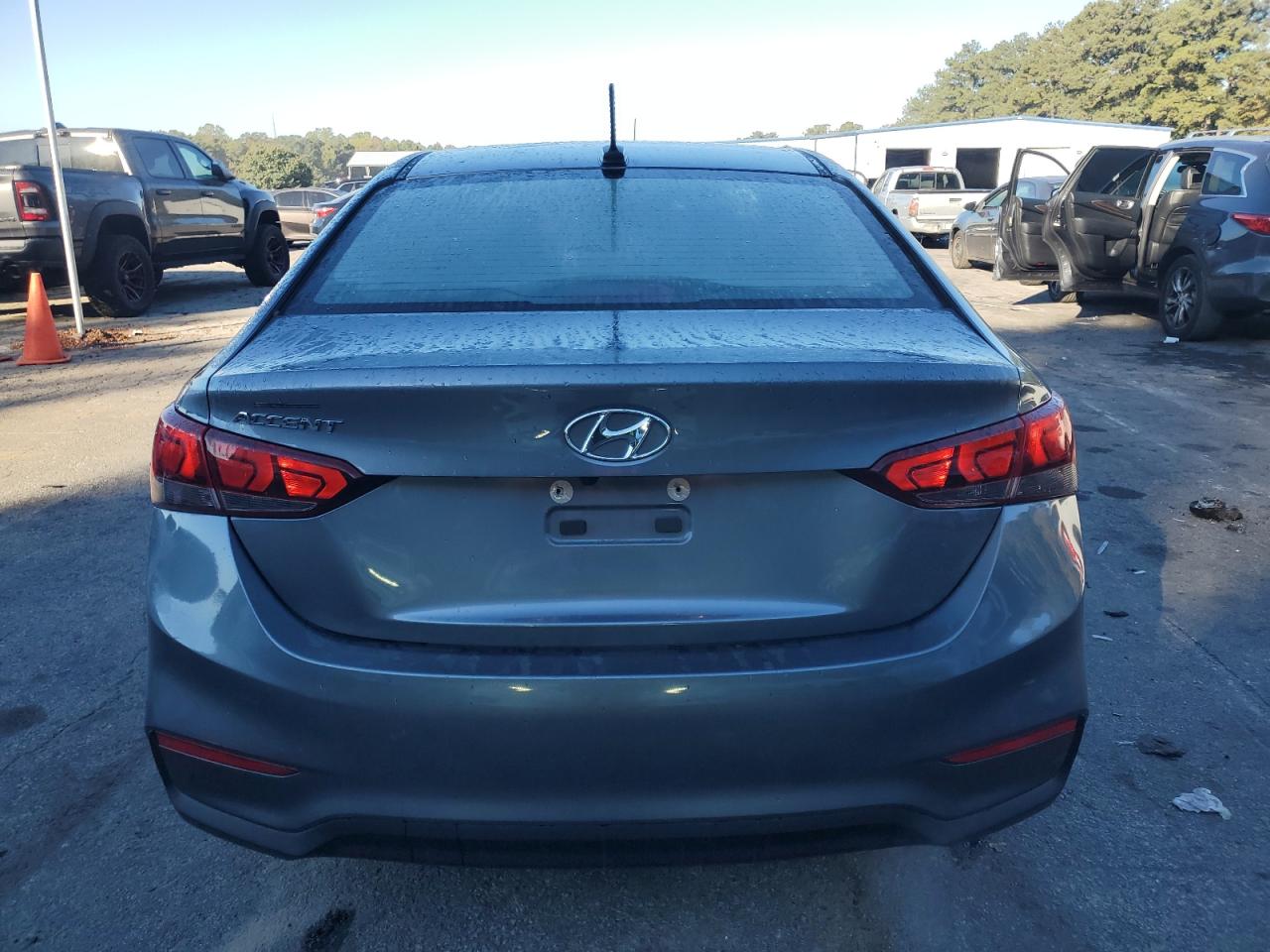 HYUNDAI ACCENT SE