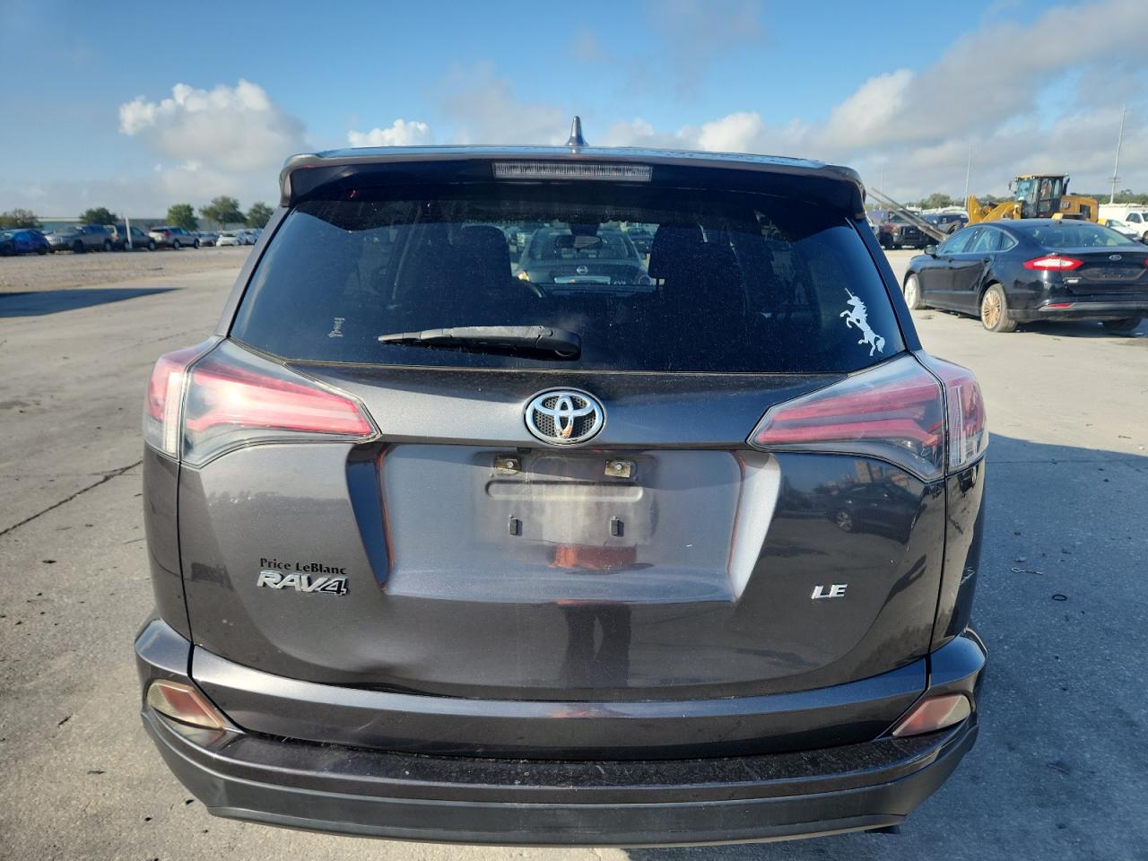 TOYOTA RAV4 LE