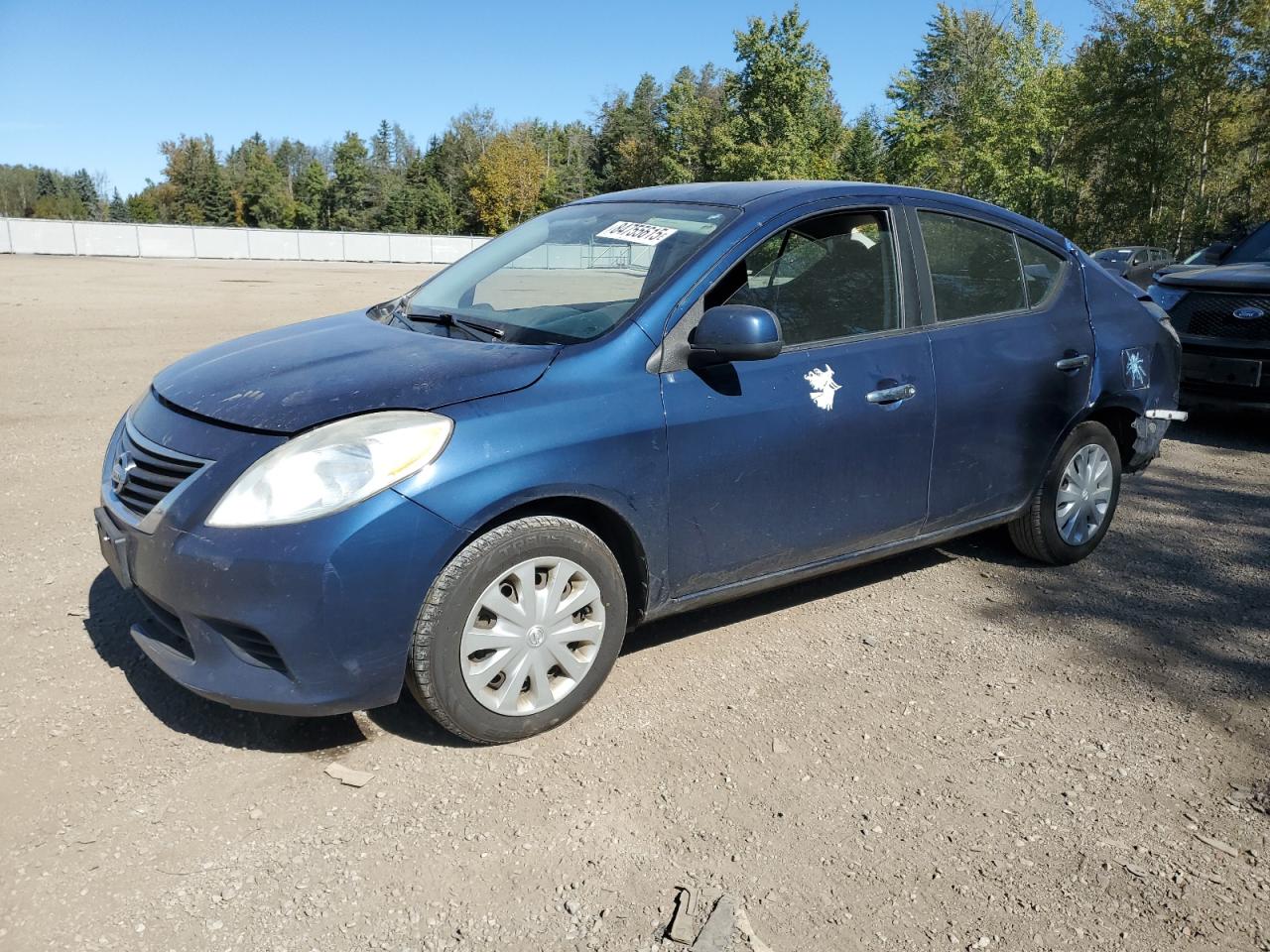 NISSAN VERSA S
