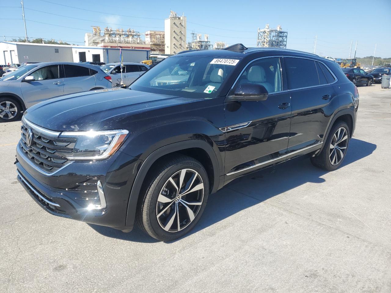 VOLKSWAGEN ATLAS CROSS SPORT SEL PREMIUM R-LINE