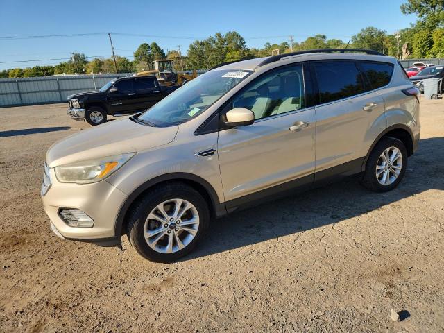 Global Auto Auctions: 2018 FORD ESCAPE SE