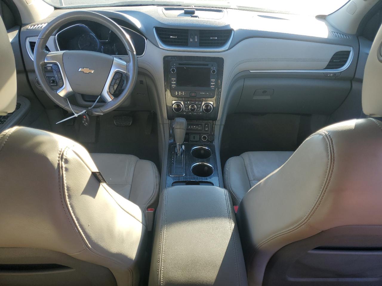 CHEVROLET TRAVERSE LT