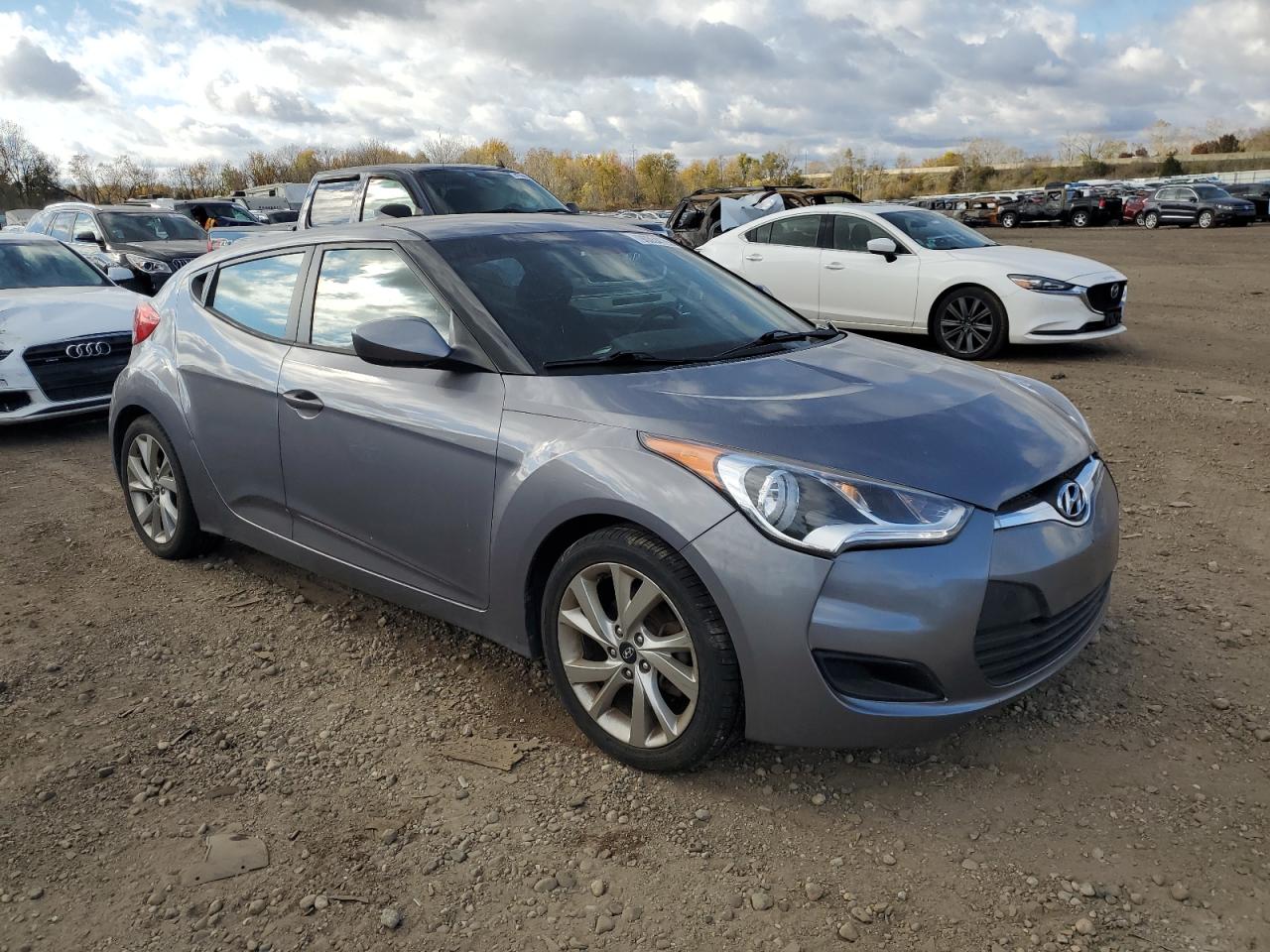 HYUNDAI VELOSTER