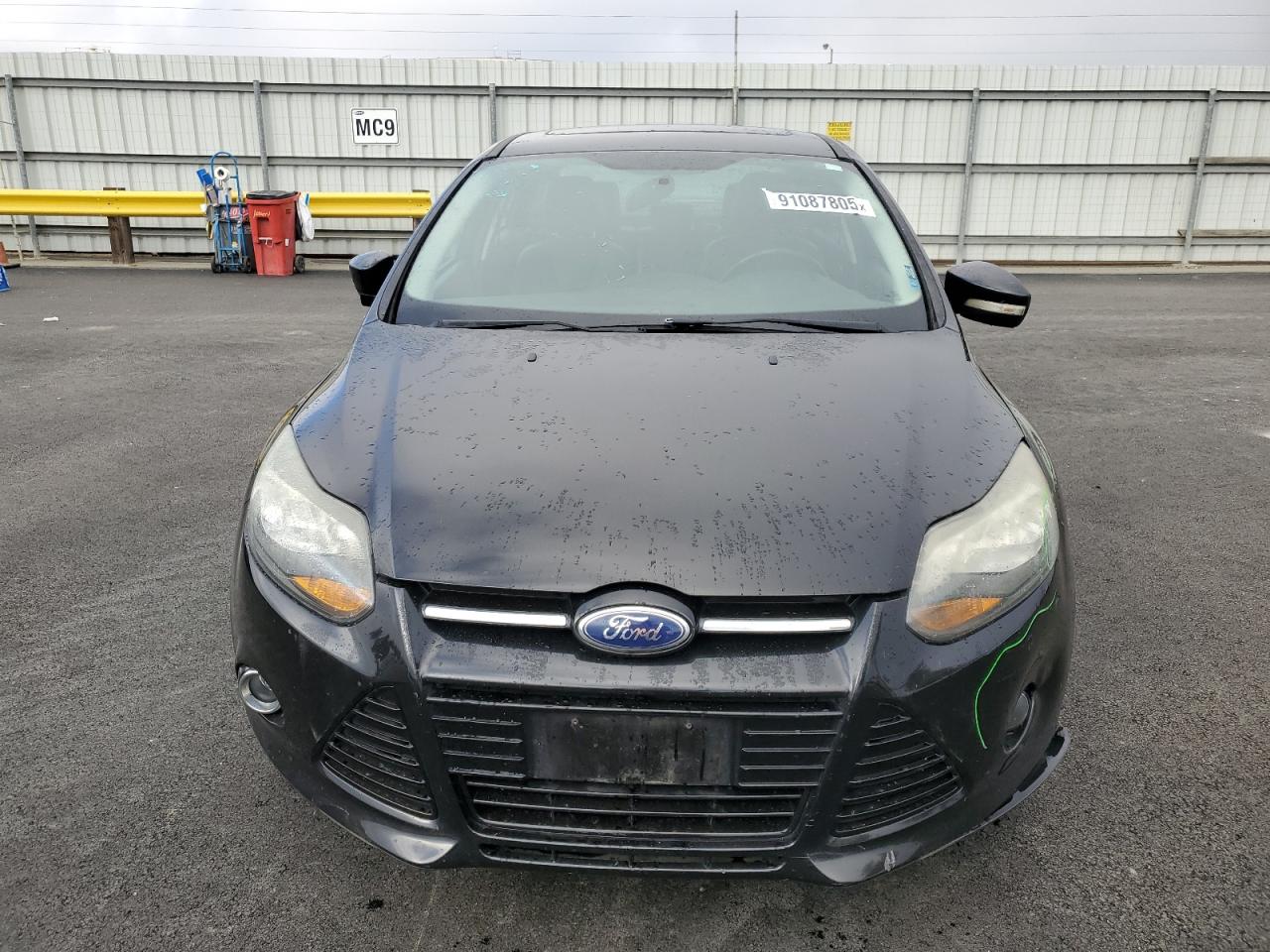FORD FOCUS TITANIUM