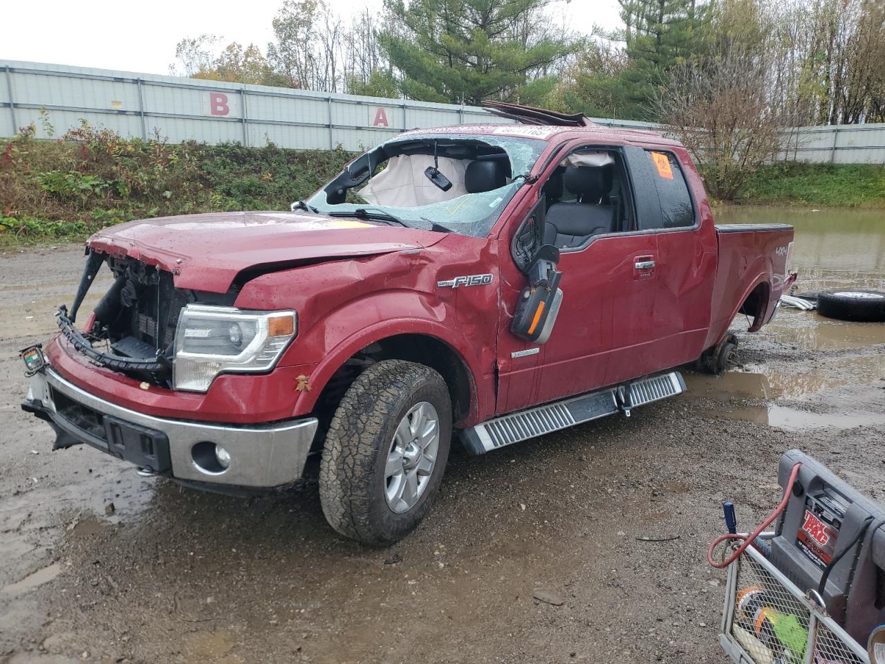 FORD F-150 SUPER CAB