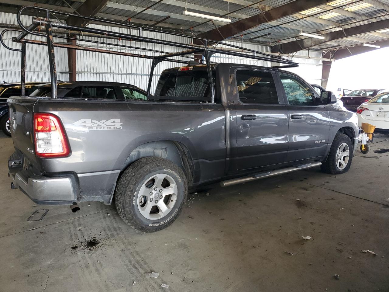 RAM 1500 TRADESMAN