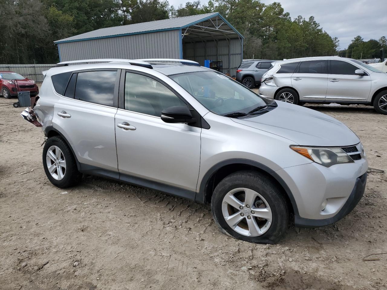 TOYOTA RAV4 XLE