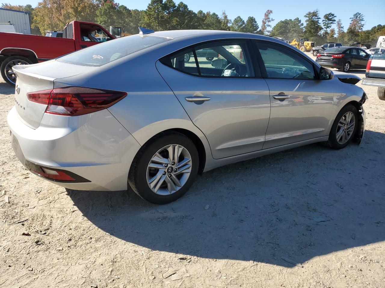 HYUNDAI ELANTRA SEL