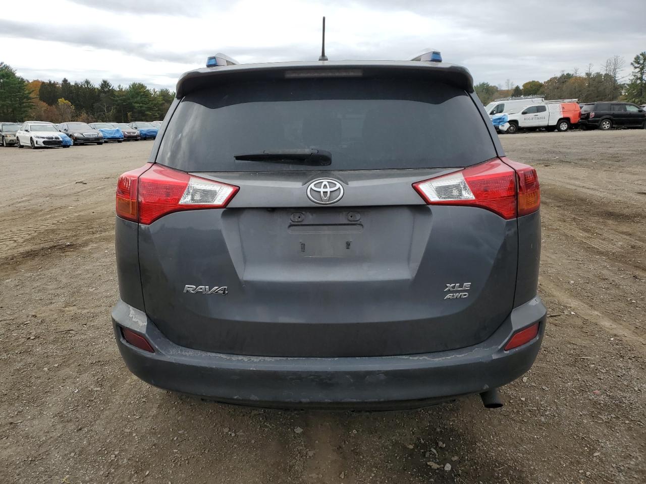 TOYOTA RAV4 XLE