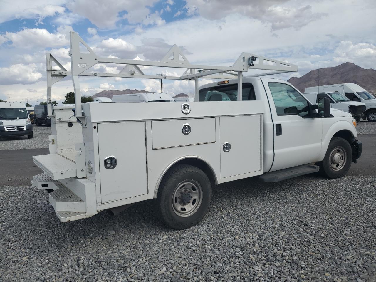 FORD F-250 SUPER DUTY