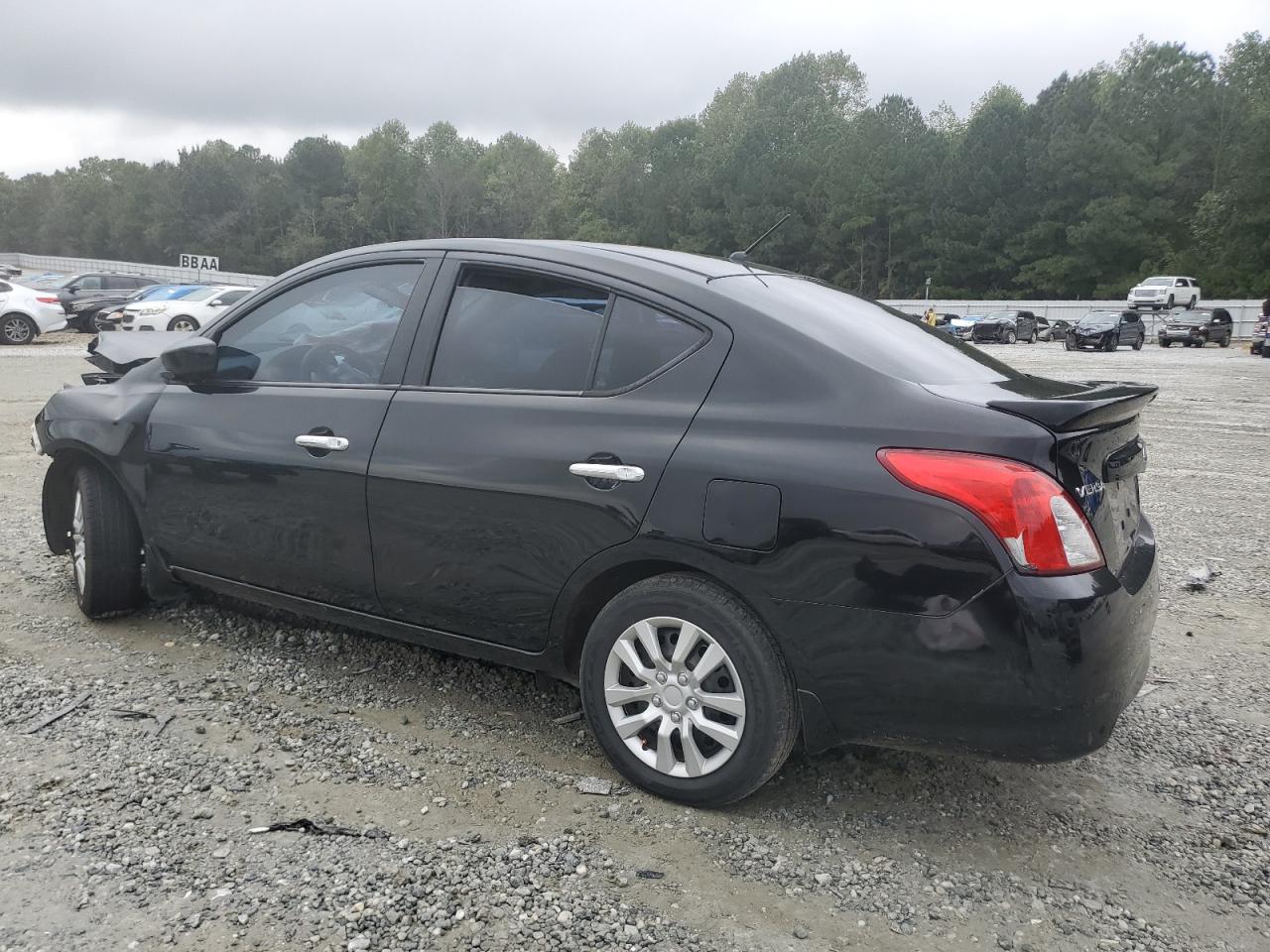 NISSAN VERSA S