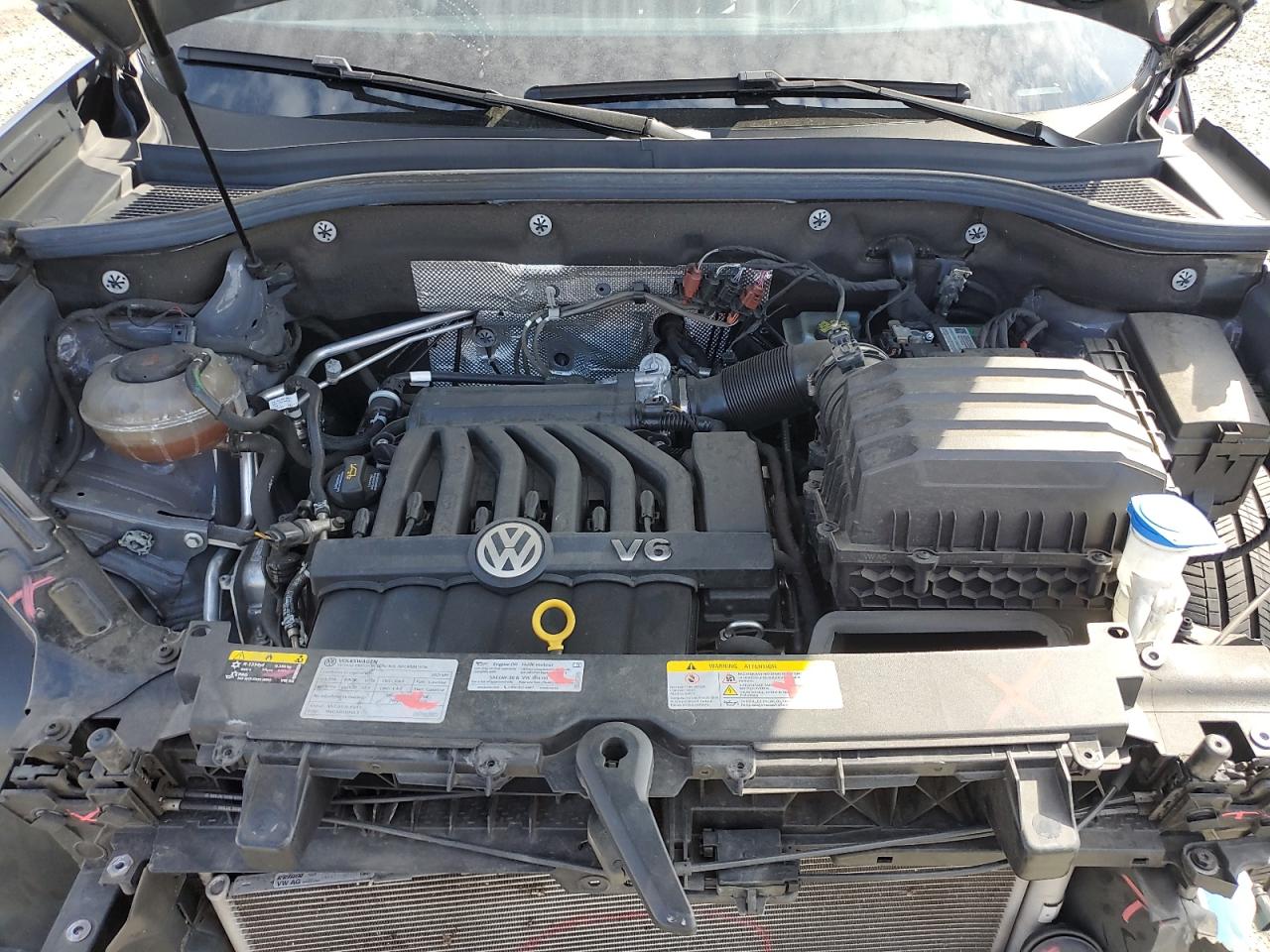 VOLKSWAGEN ATLAS CROSS SPORT SE