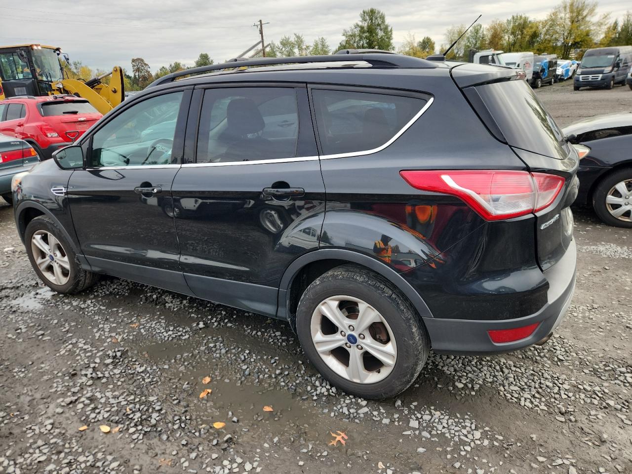FORD ESCAPE SE