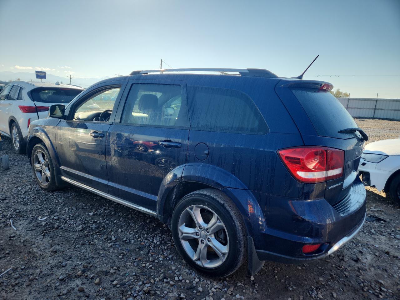 DODGE JOURNEY CROSSROAD