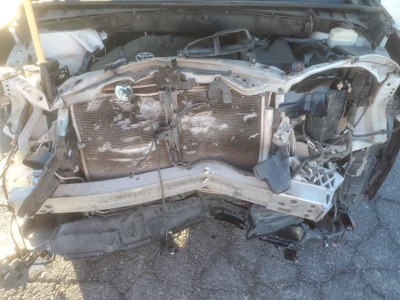 TOYOTA HIGHLANDER LE