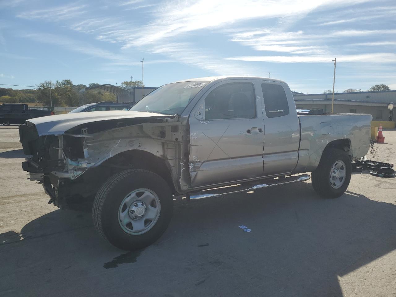 TOYOTA TACOMA ACCESS CAB