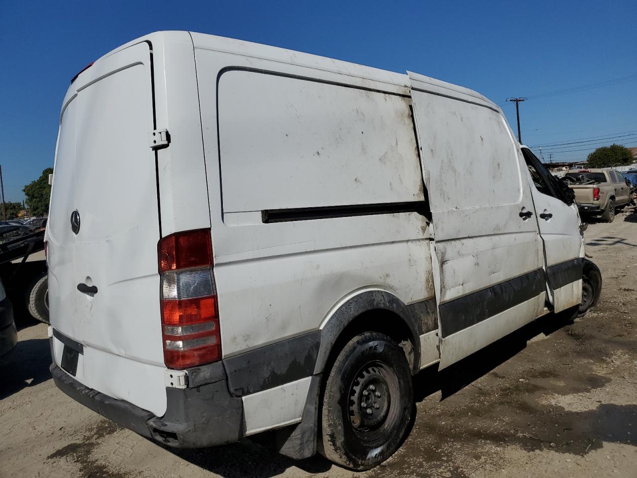 MERCEDES-BENZ SPRINTER 2500