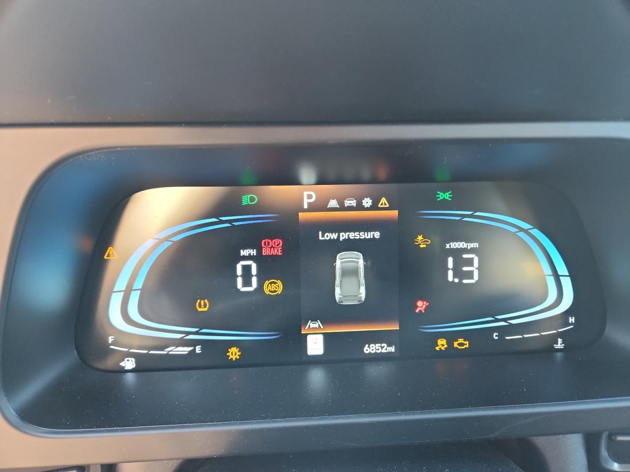 Lot #3301970414 2025 HYUNDAI ELANTRA SE