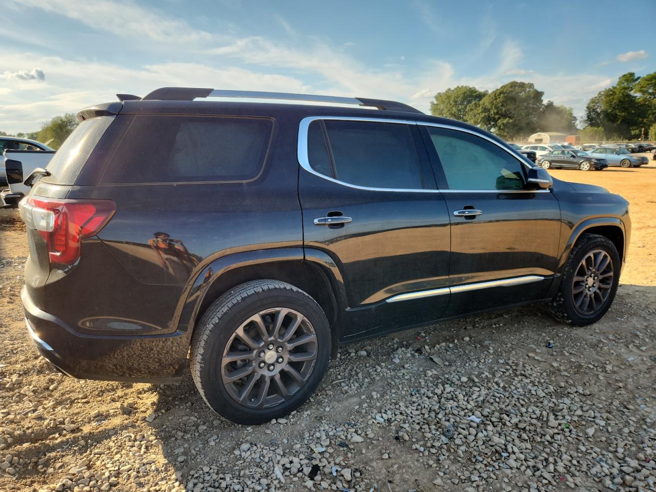 GMC ACADIA DENALI