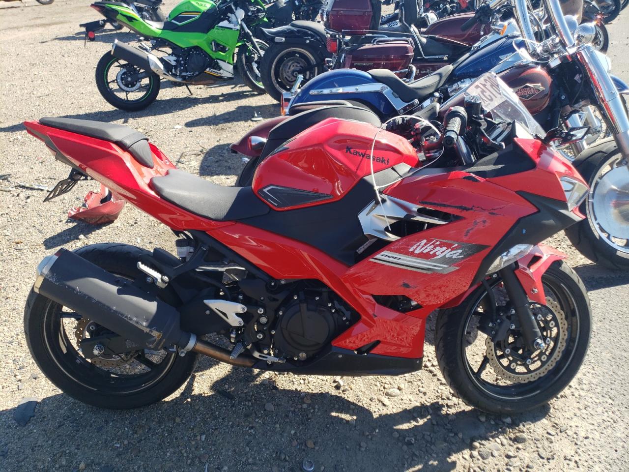 Lot #3258871794 2021 KAWASAKI EX400
