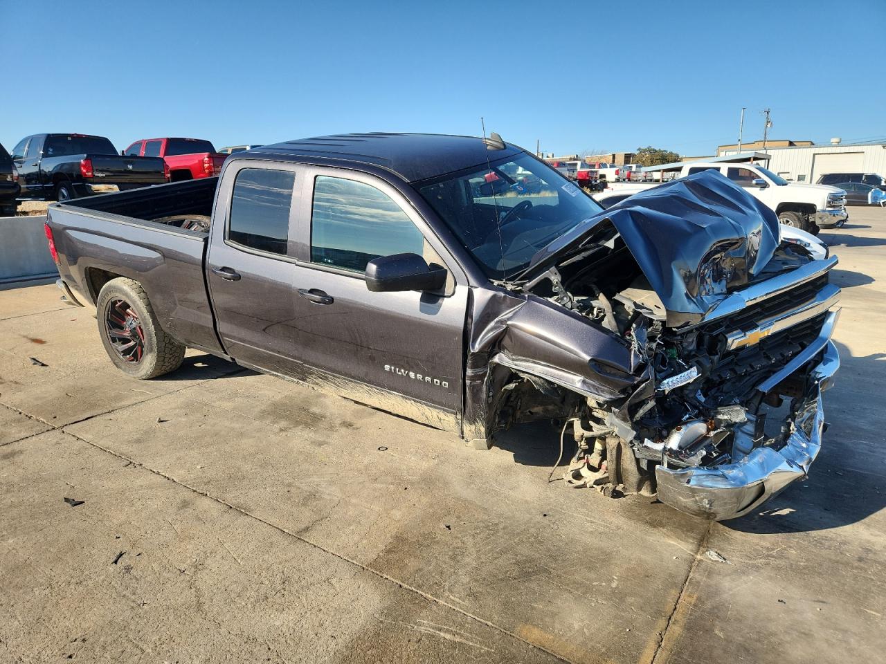 CHEVROLET SILVERADO C1500 LT