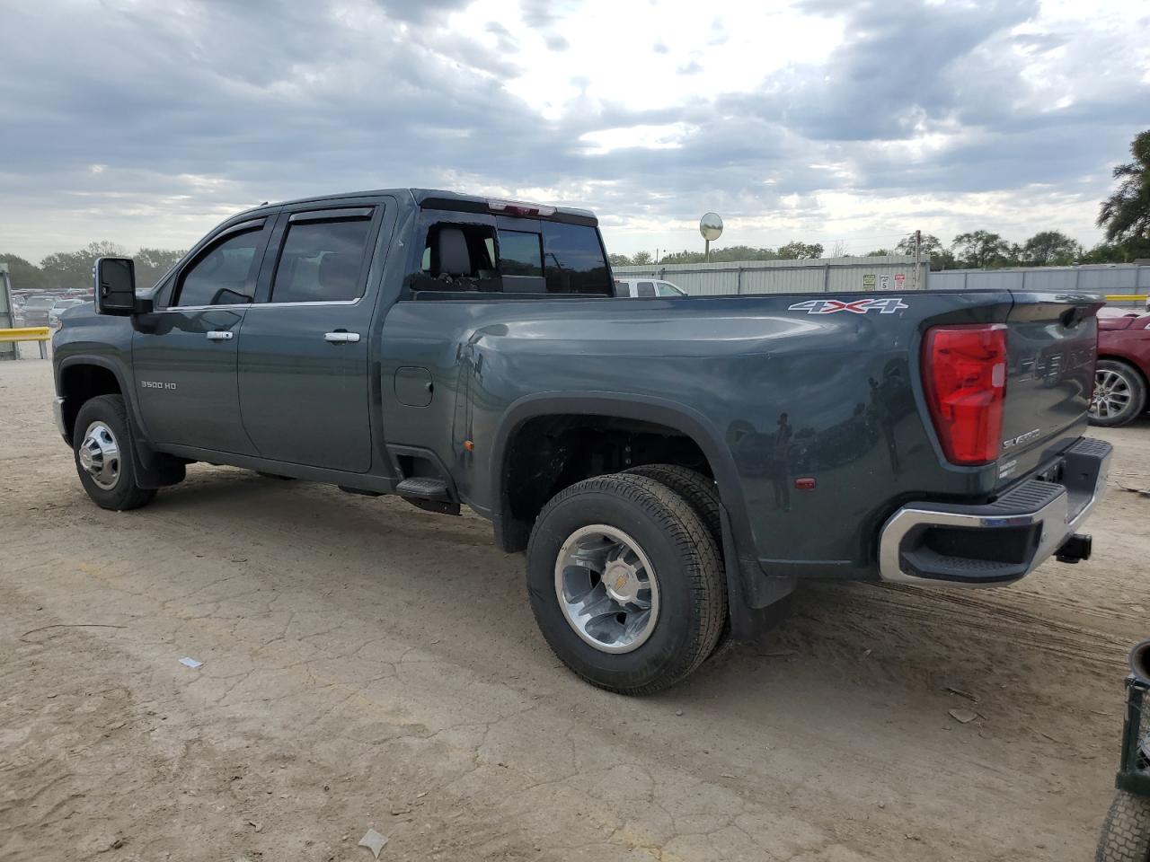 CHEVROLET SILVERADO K3500 LTZ